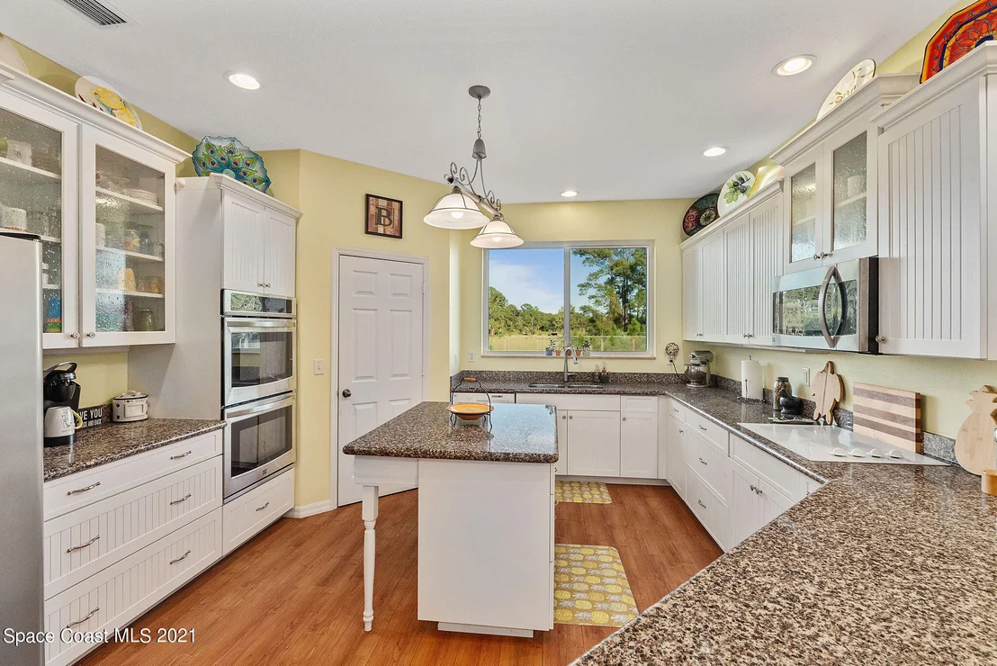 Photo of 4570 Alix Lane