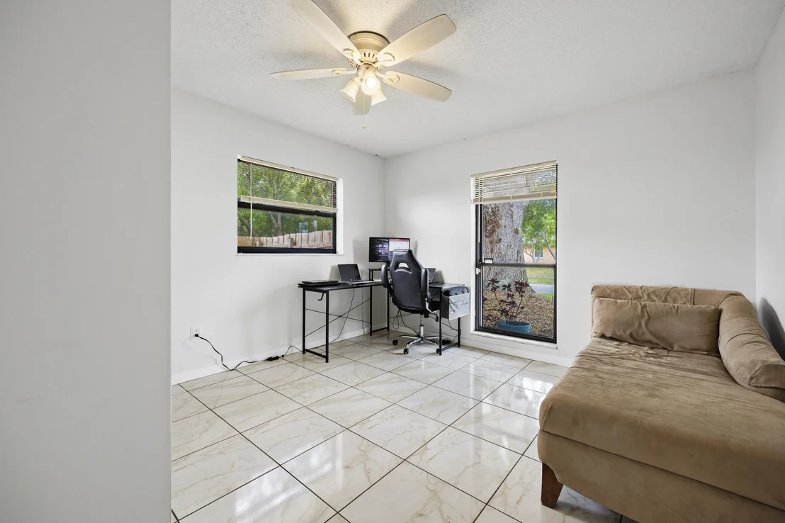 Photo of 631 Aloha Avenue