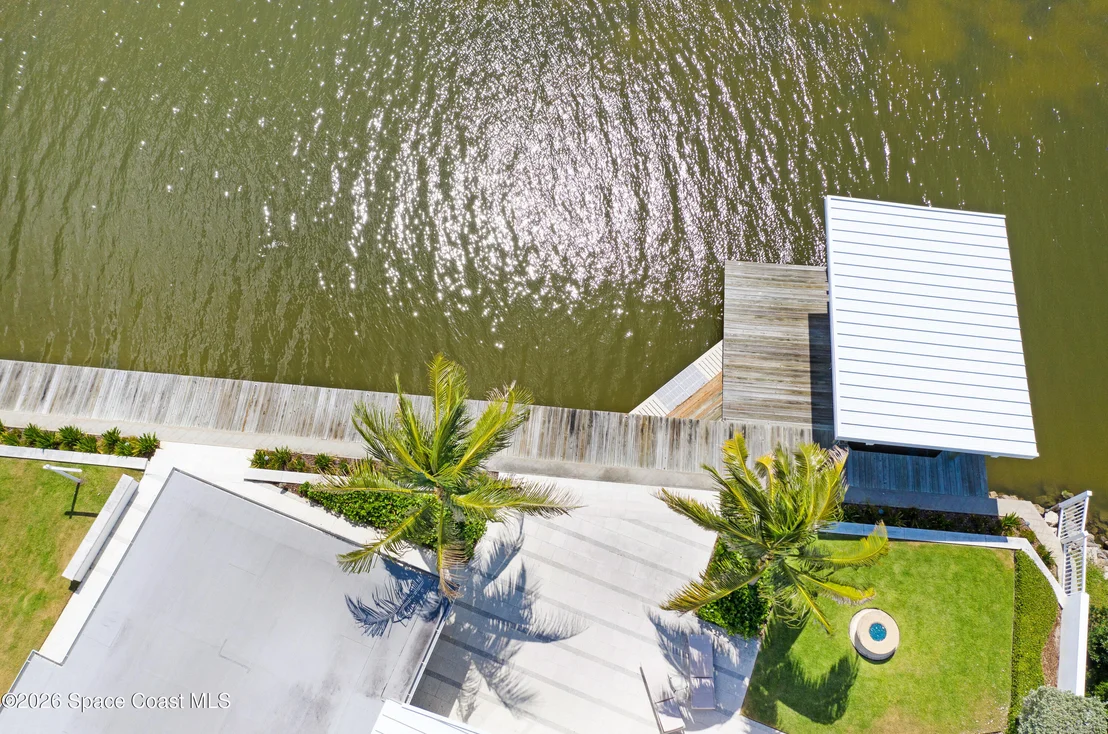 Photo of 93 W Bay Drive