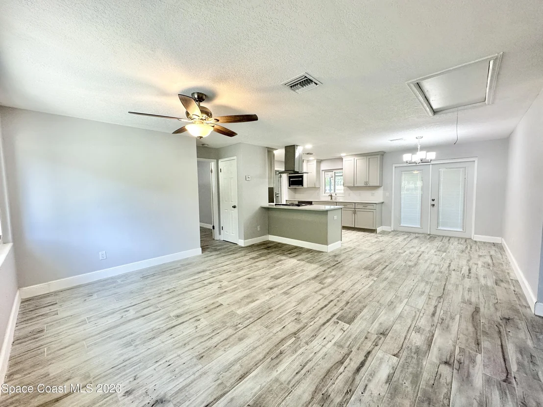 Photo of 4735 Cocoanut Drive