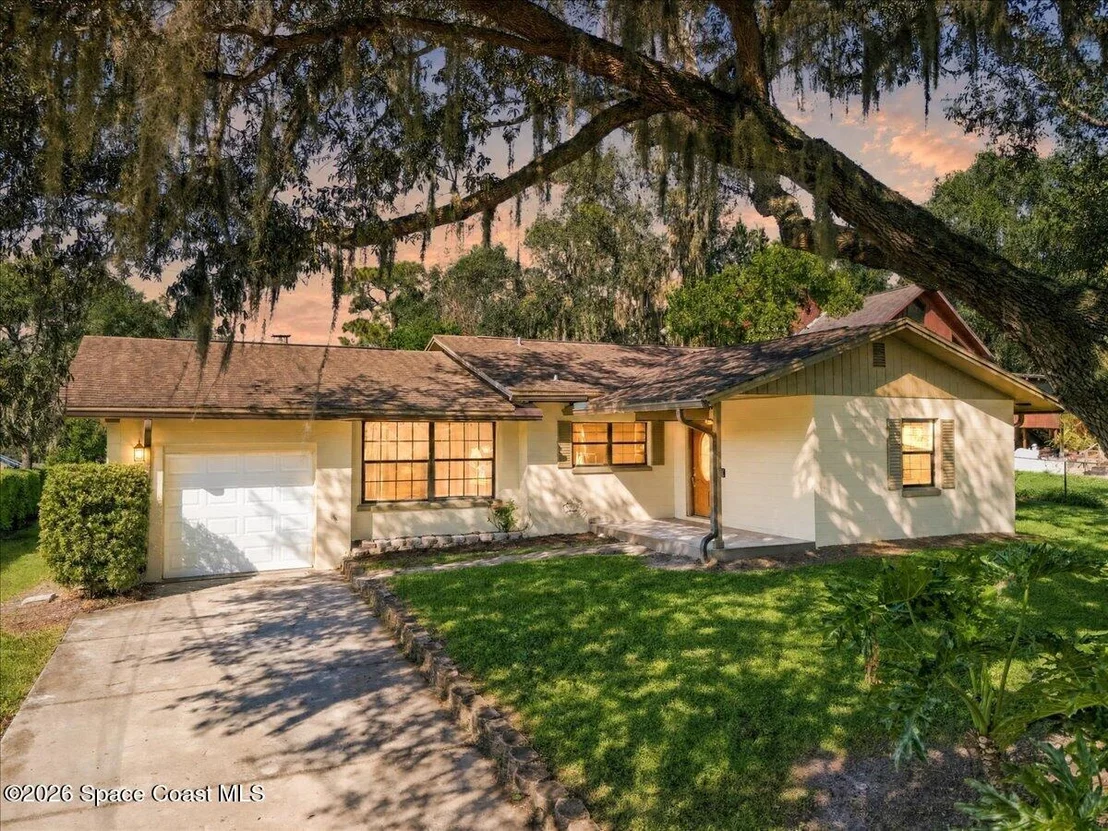 Photo of 4110 Pecan Street
