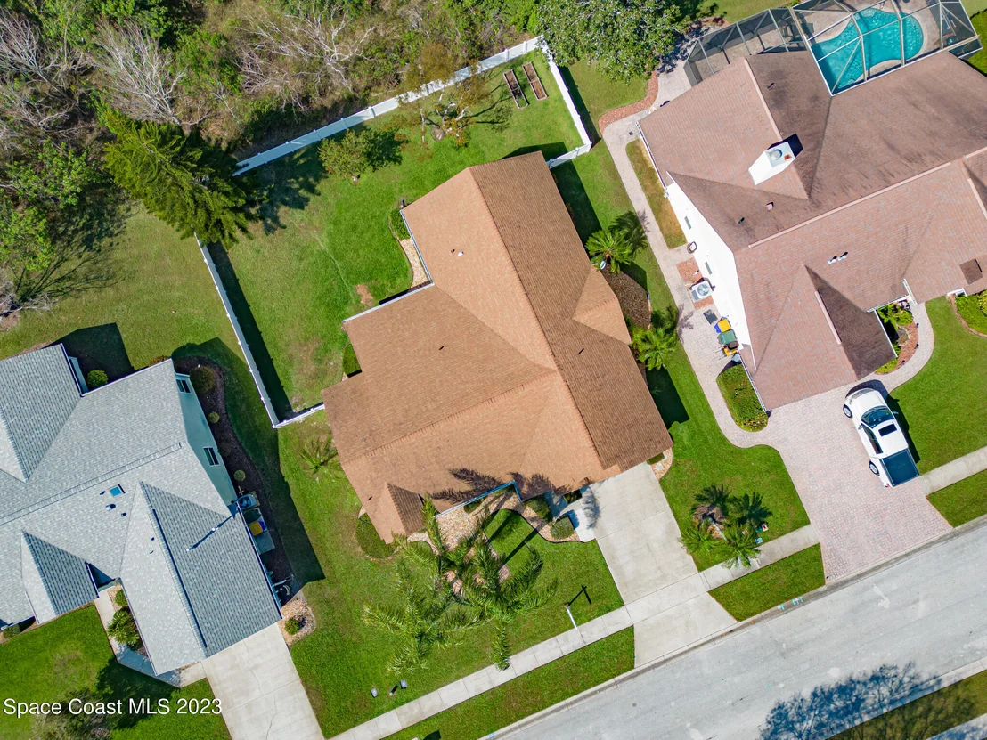 Photo of 969 Tamarind Circle