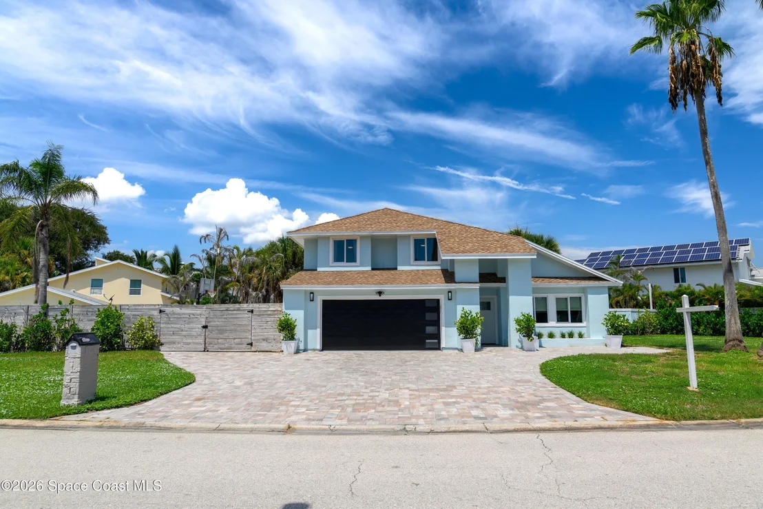 Photo of 398 Riverview Lane