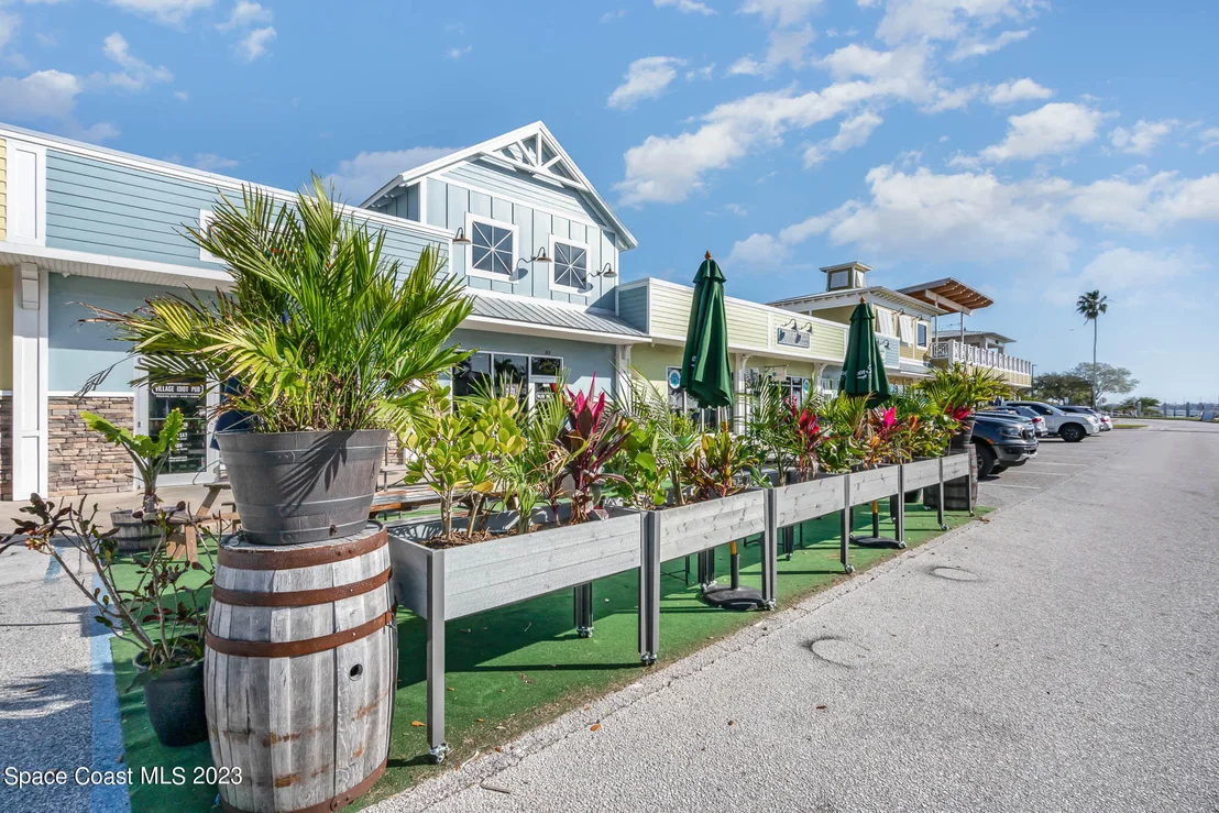 Photo of 1479 Rockledge Drive