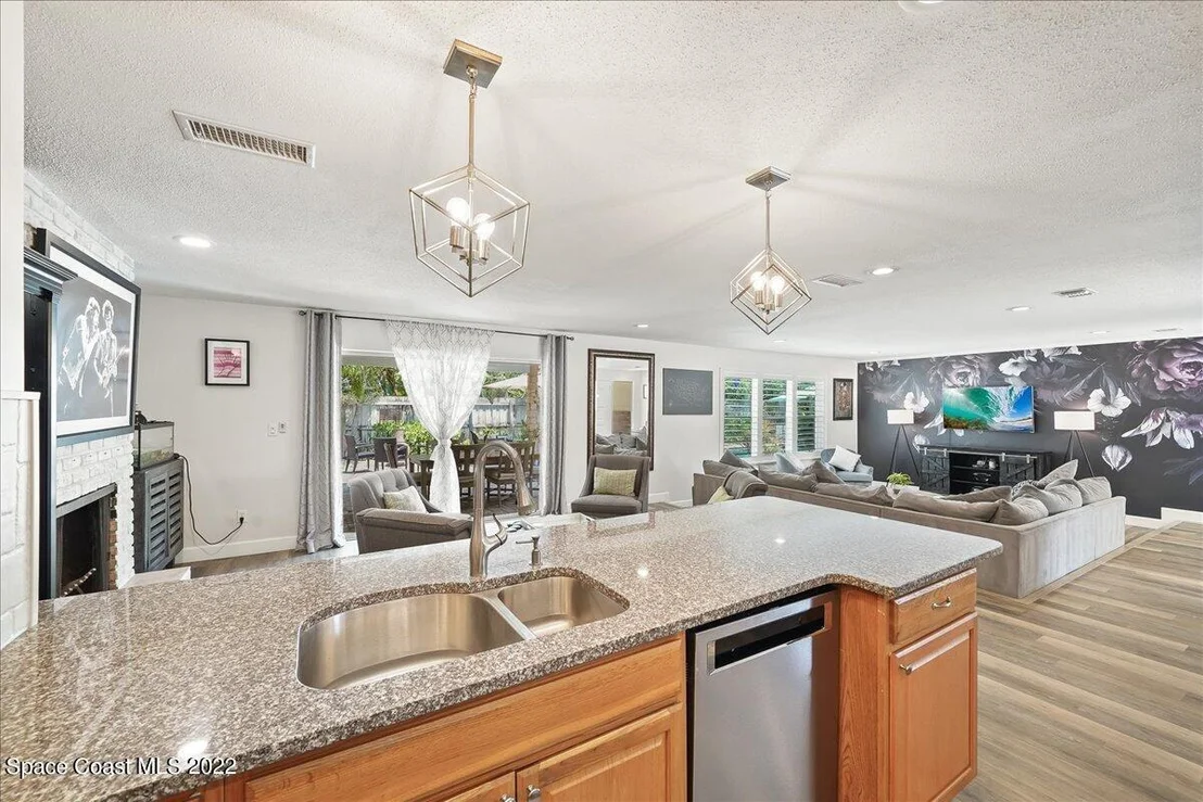 Photo of 608 Oak Ridge Drive