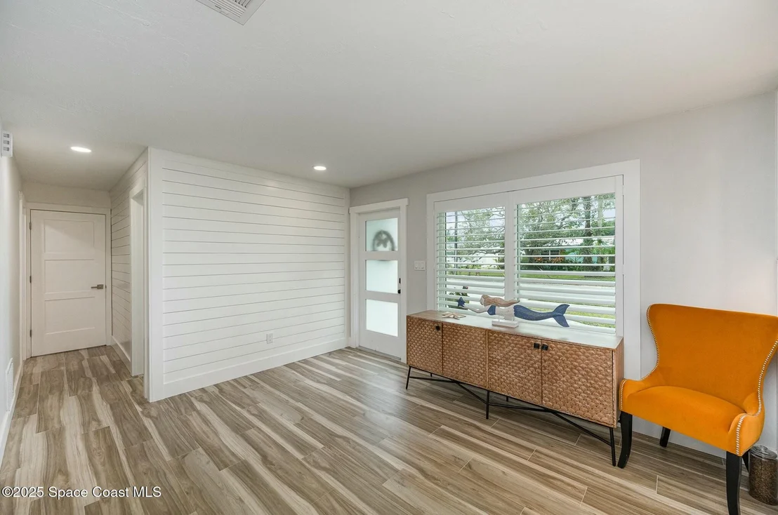 Photo of 407 Sandpiper Drive