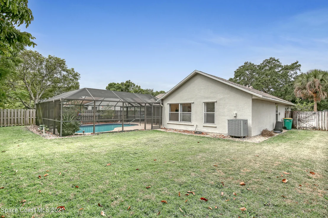 Photo of 649 Sandpiper Circle