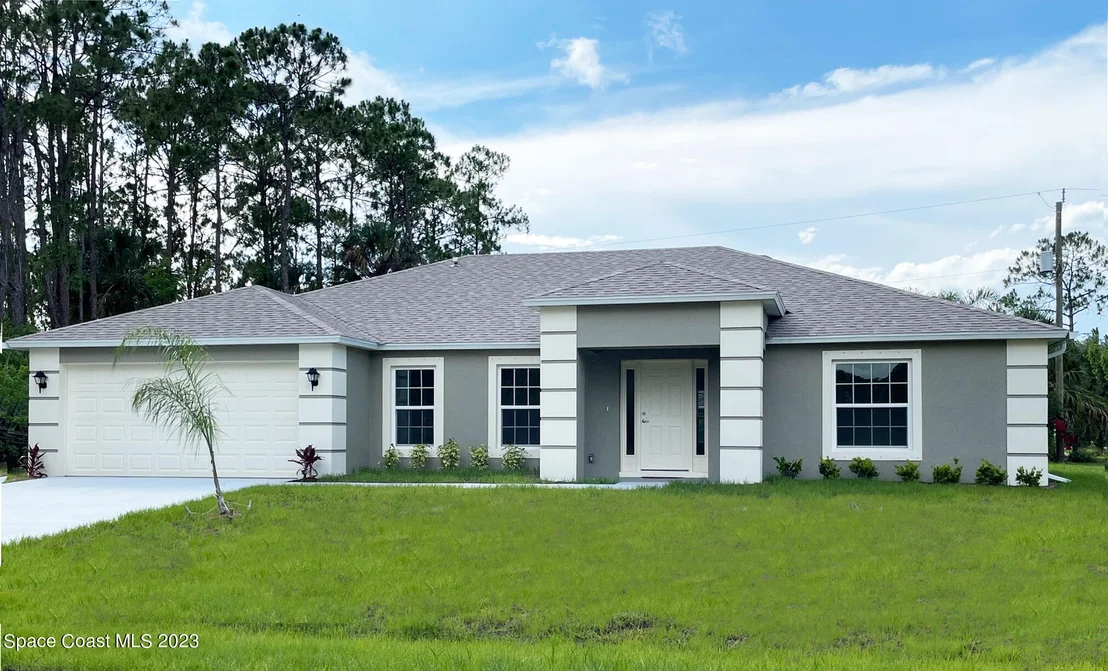 Photo of 1018 Savery Road