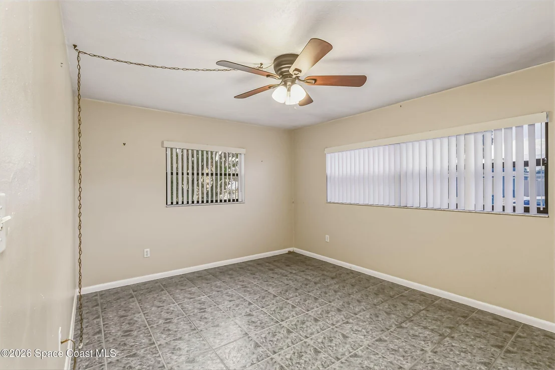 Photo of 545 Westminster Avenue