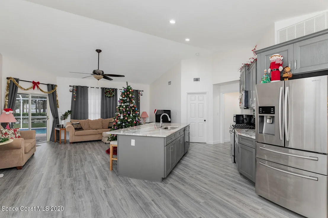 Photo of 1225 Ambra Drive