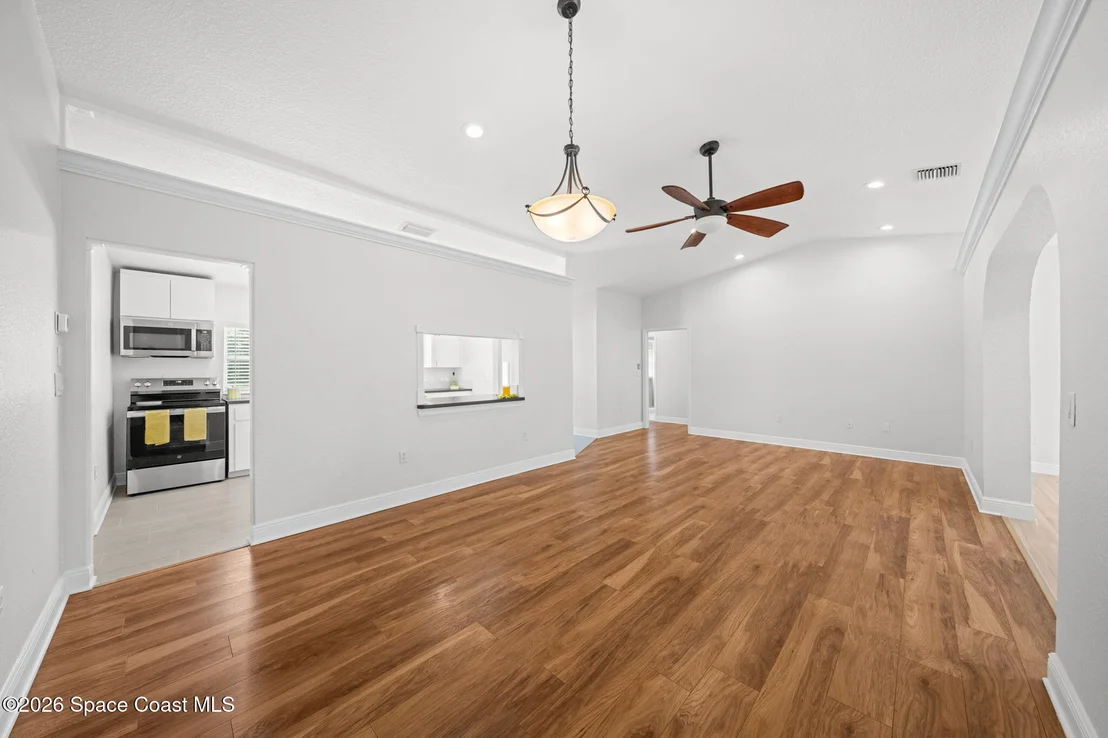 Photo of 309 Amherst Avenue