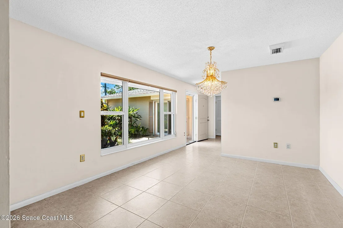 Photo of 27 Westview Lane