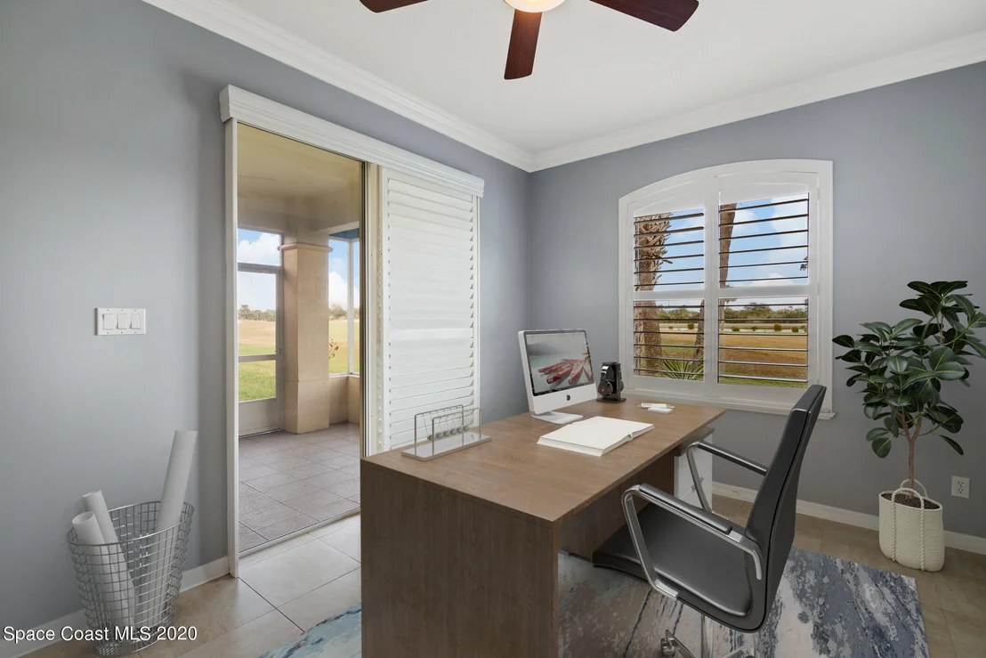 Photo of 1937 Golf Vista Boulevard