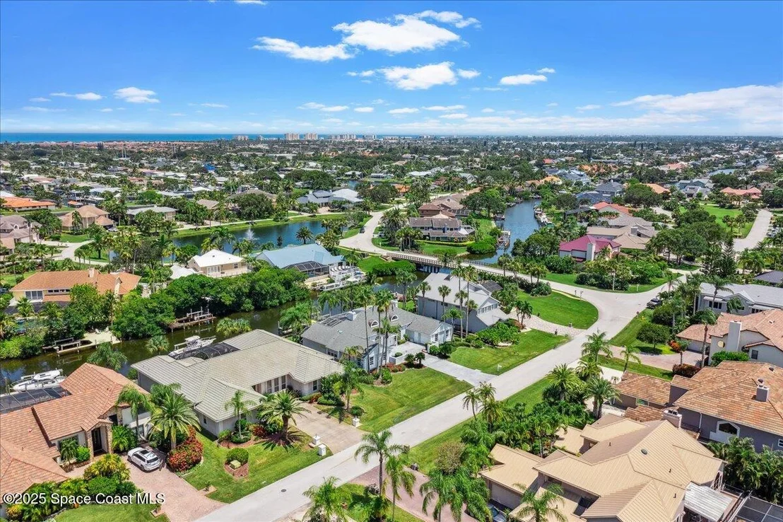Photo of 489 Lanternback Island Drive
