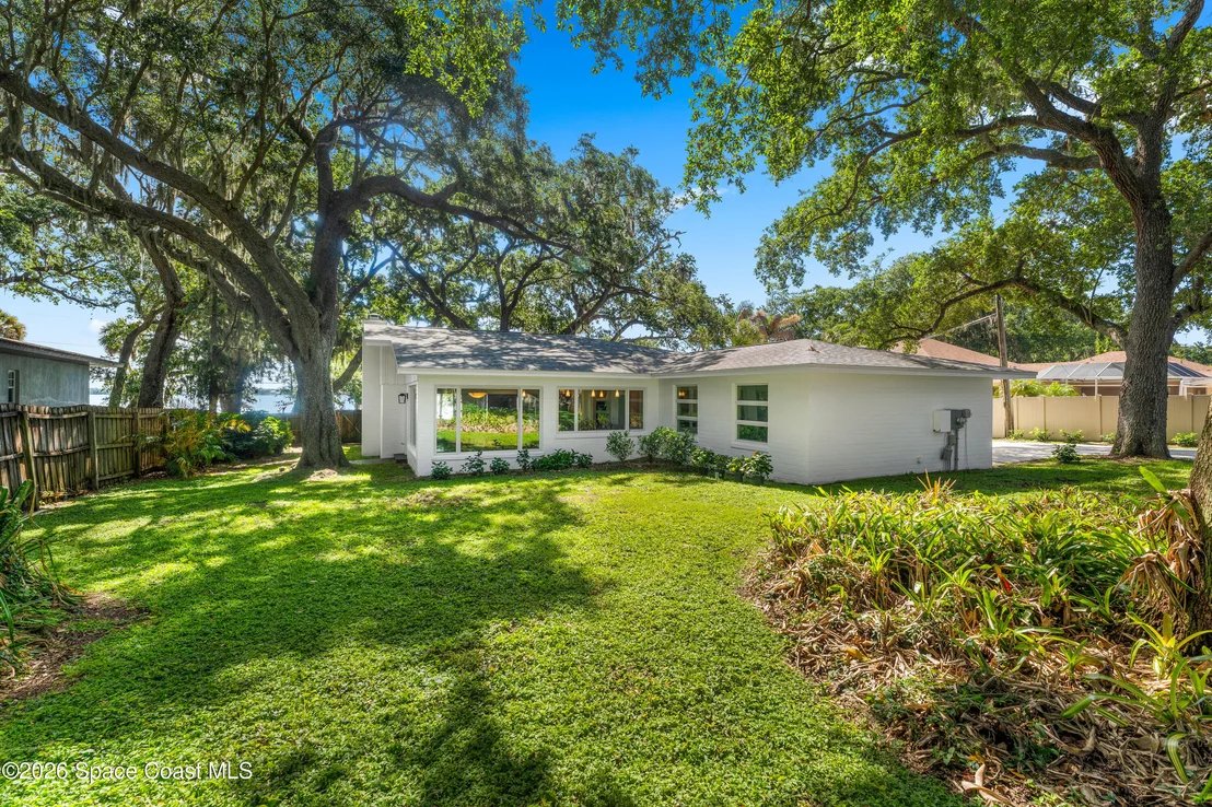 Photo of 1001 N Indian River Drive