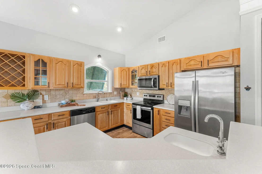 Photo of 301 7th Avenue