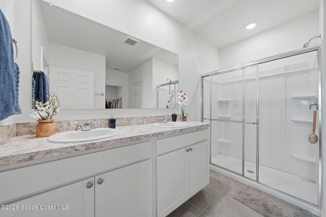 Photo of 6784 Topaz Drive