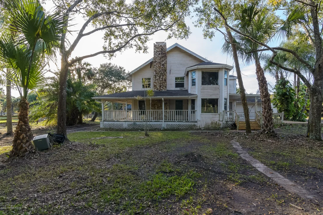 Photo of 3570 Hield Road