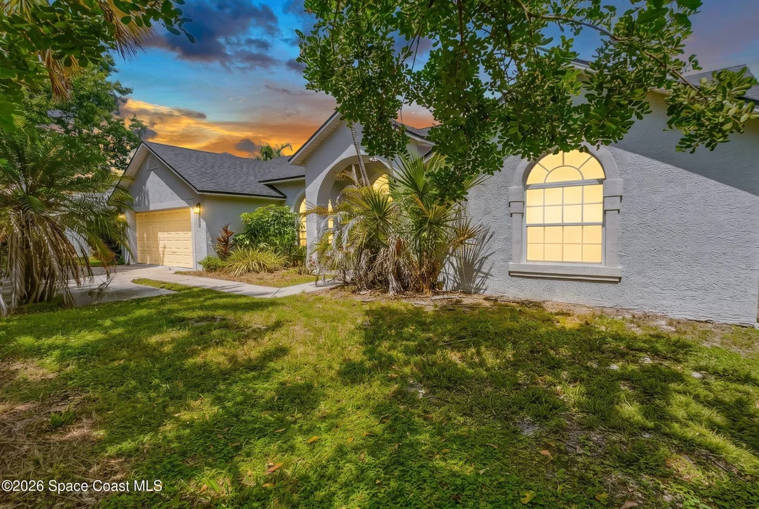 Photo of 1638 Rustic Way