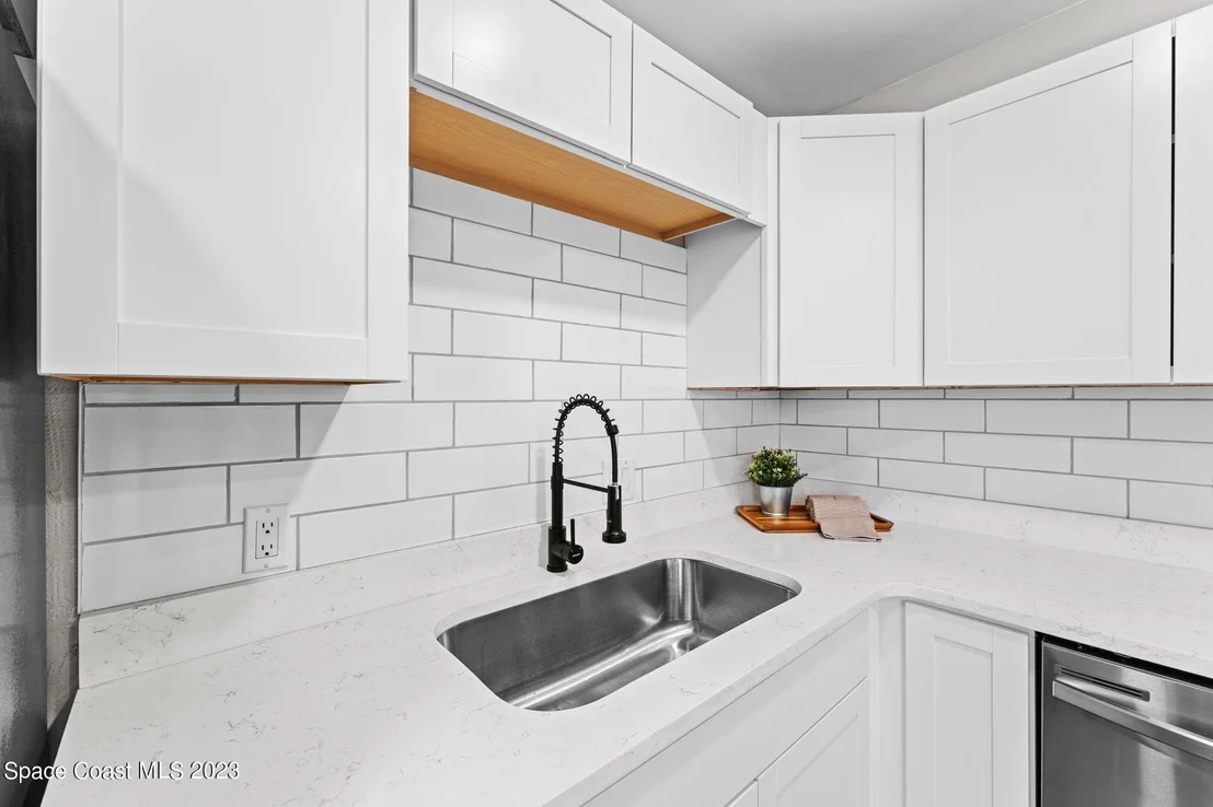 Photo of 2644 Quebec Avenue