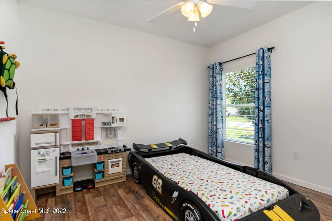 Photo of 1845 Litchfield Drive