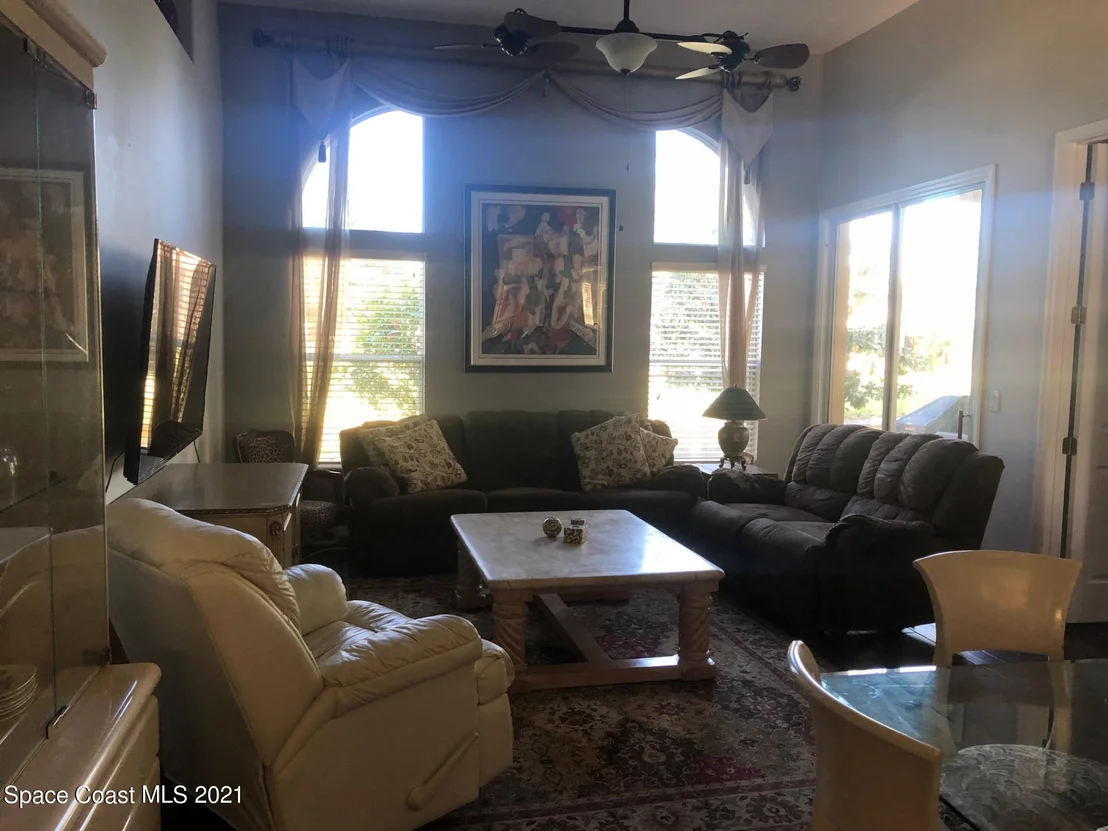 Photo of 4630 Portage Trail