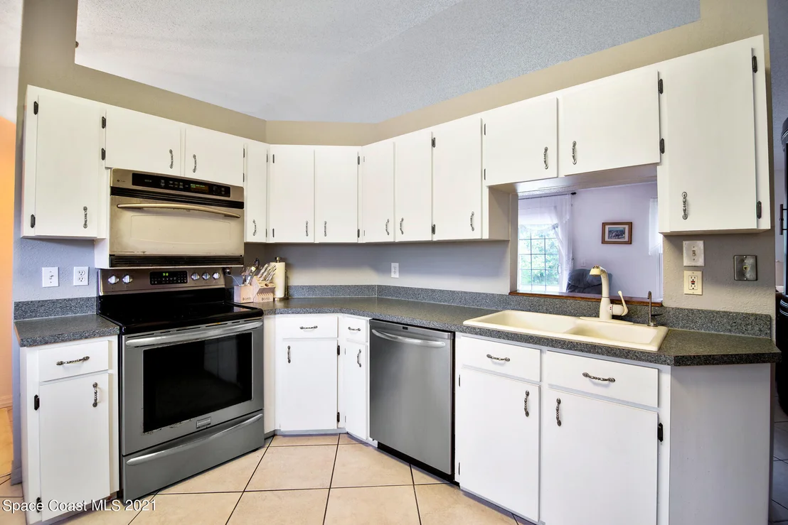 Photo of 1678 Talbott Street