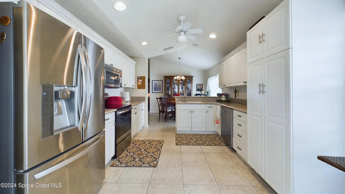 Photo of 2405 Addington Circle
