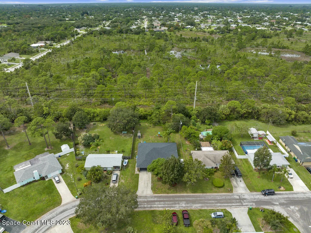 Photo of 121 Harris Drive