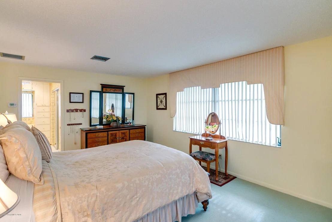 Photo of 1448 Scepter Court NE