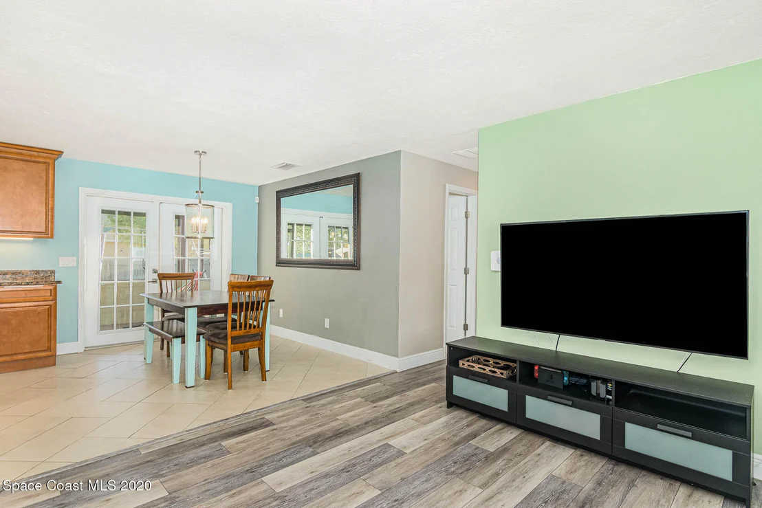 Photo of 2936 Shepard Drive