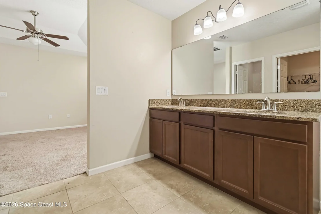 Photo of 577 Trymore Drive SE