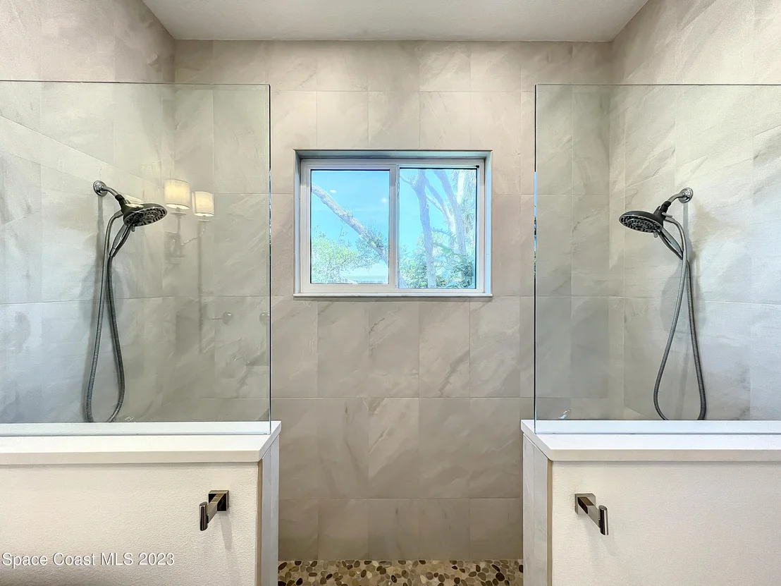 Photo of 6775 Angeles Road
