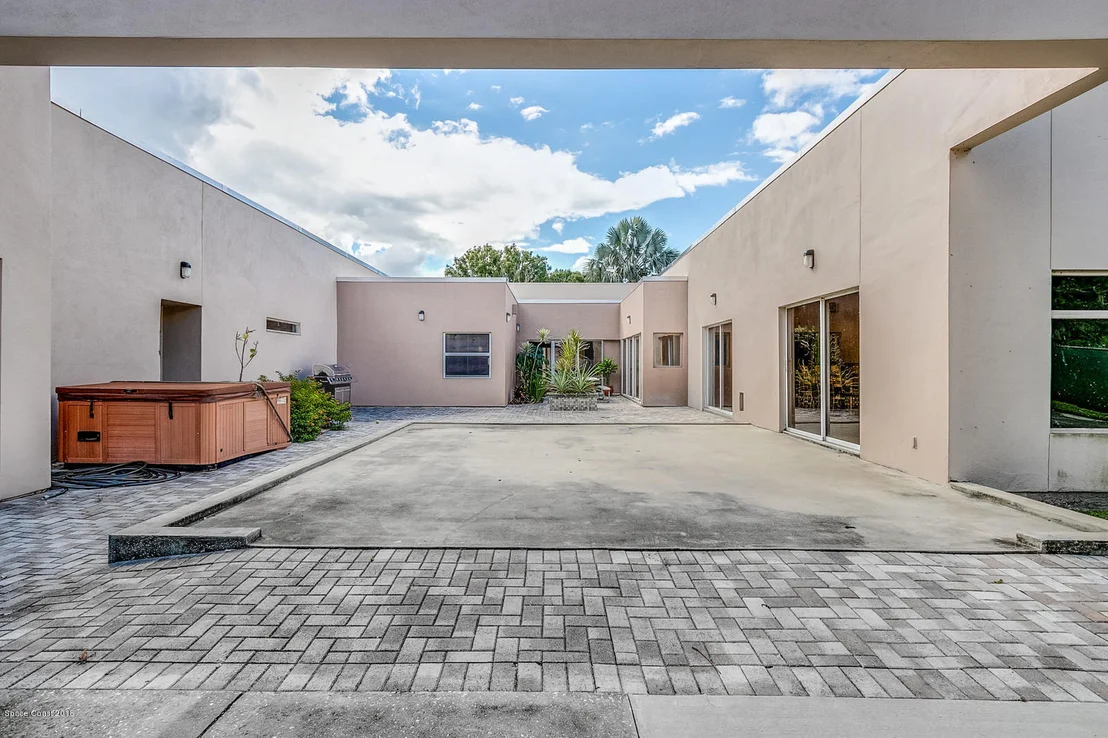 Photo of 8426 Sylvan Drive