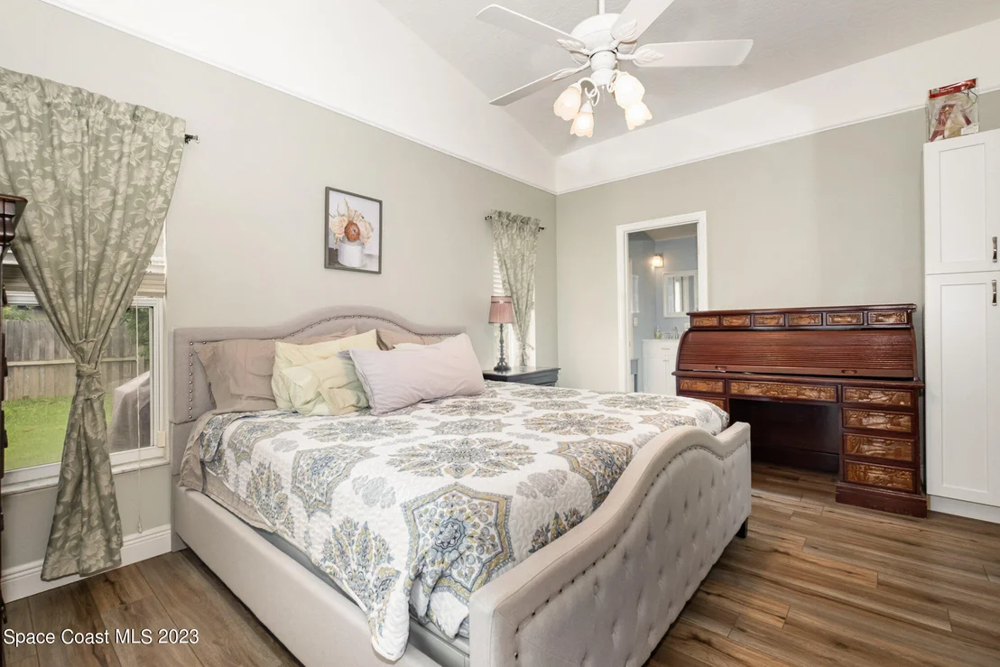 Photo of 1698 Palm Ridge Road