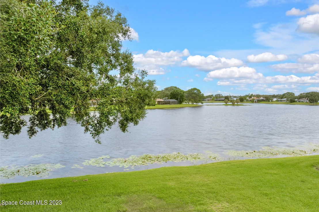 Photo of 401 Crystal Lake Drive