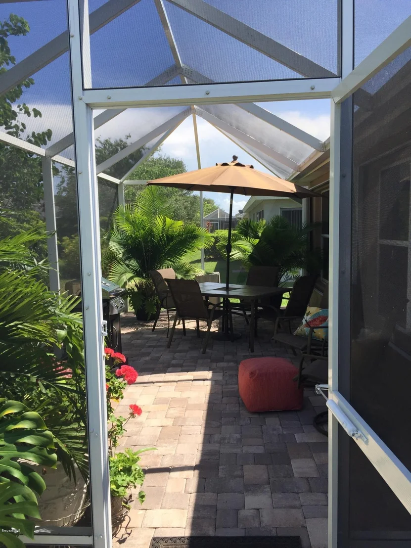 Photo of 7107 Broderick Drive