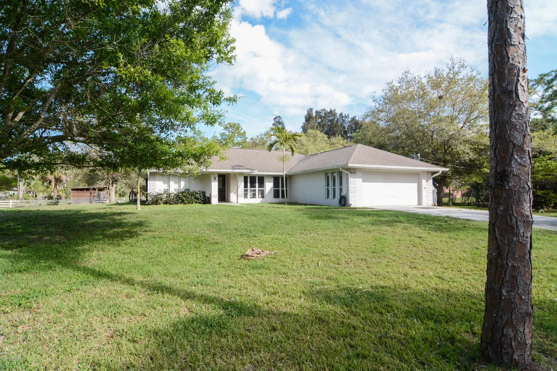 Photo of 4005 Reynolds Road