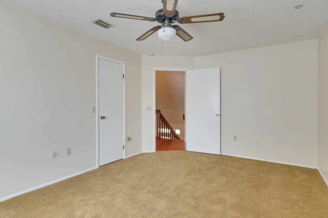 Photo of 1536 Clover Circle