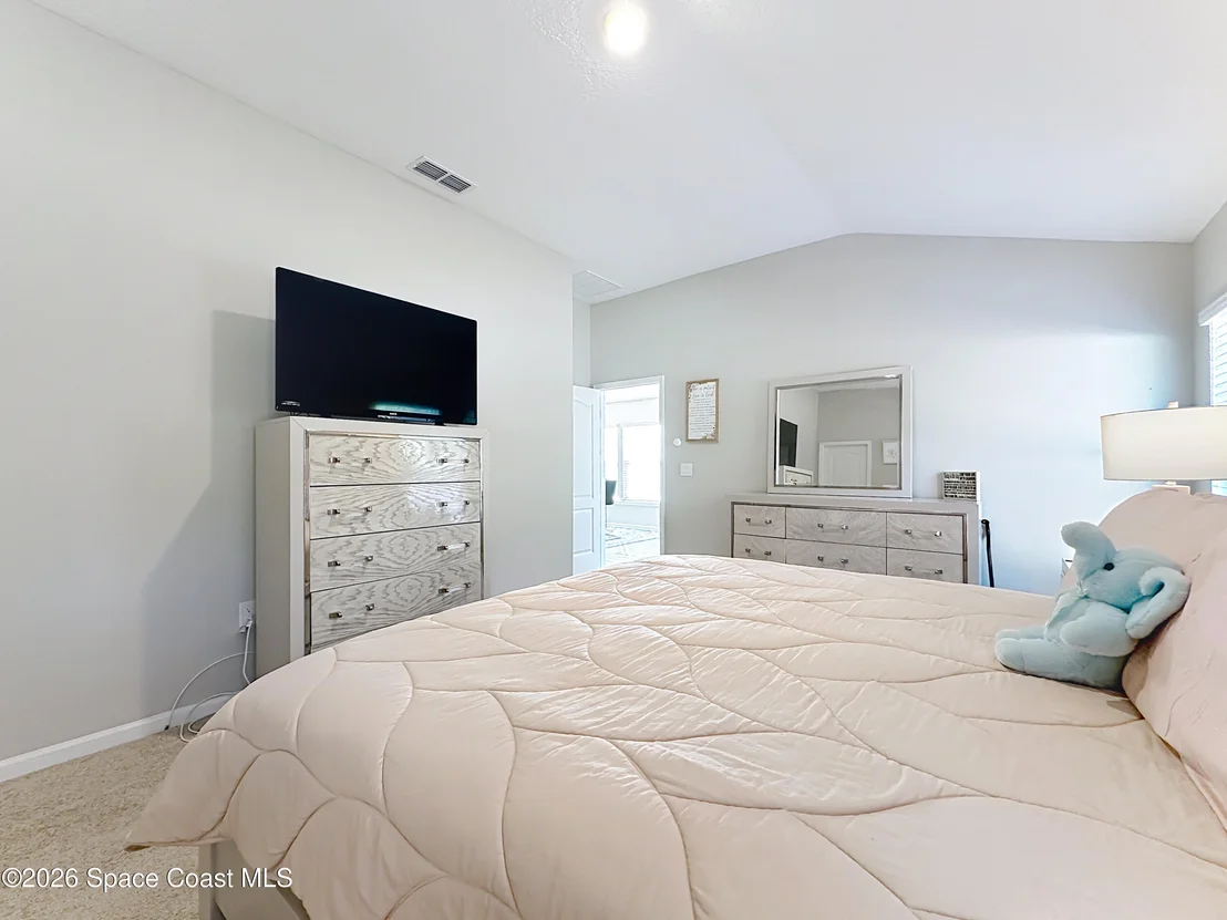Photo of 65744 Edgewater Drive