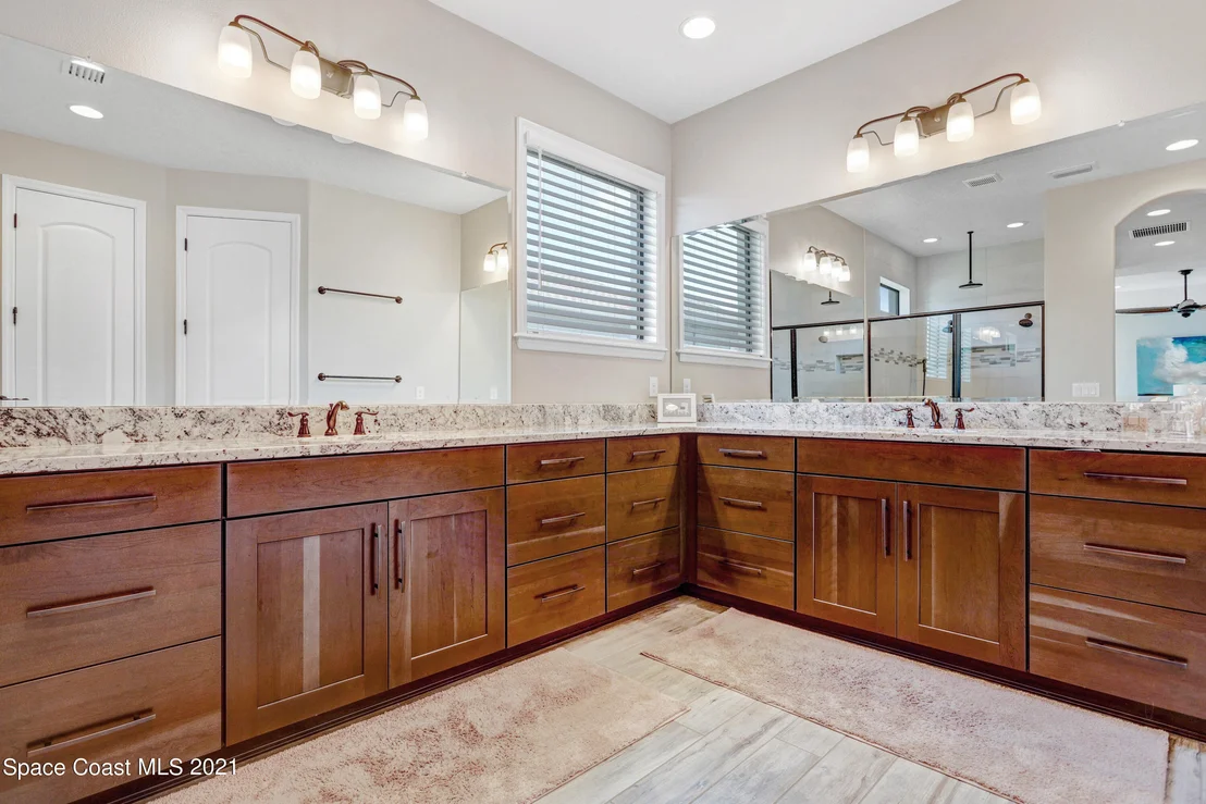 Photo of 2927 Addison Drive
