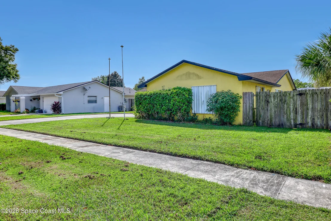 Photo of 1981 Tallpalm Road