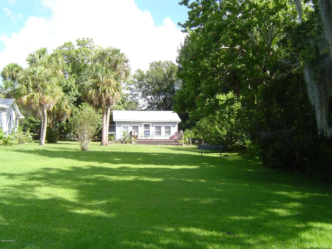 Photo of 1285 Richmond Drive