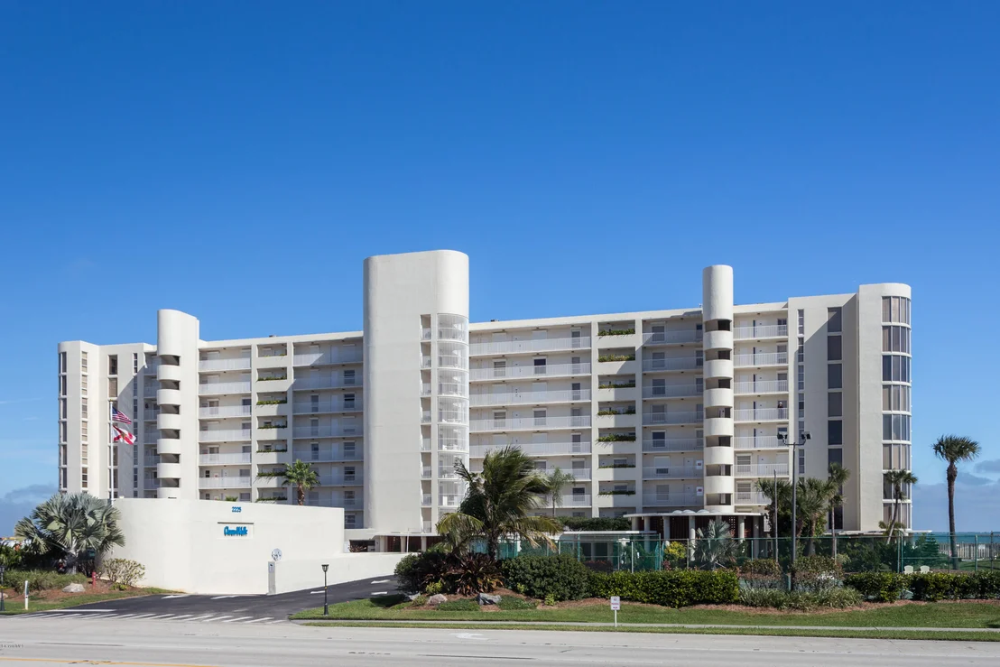 Photo of Unit 607 at 2225 Highway A1a