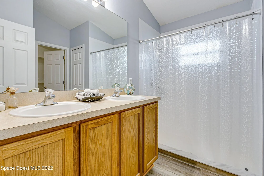 Photo of 491 Dillard Drive SE