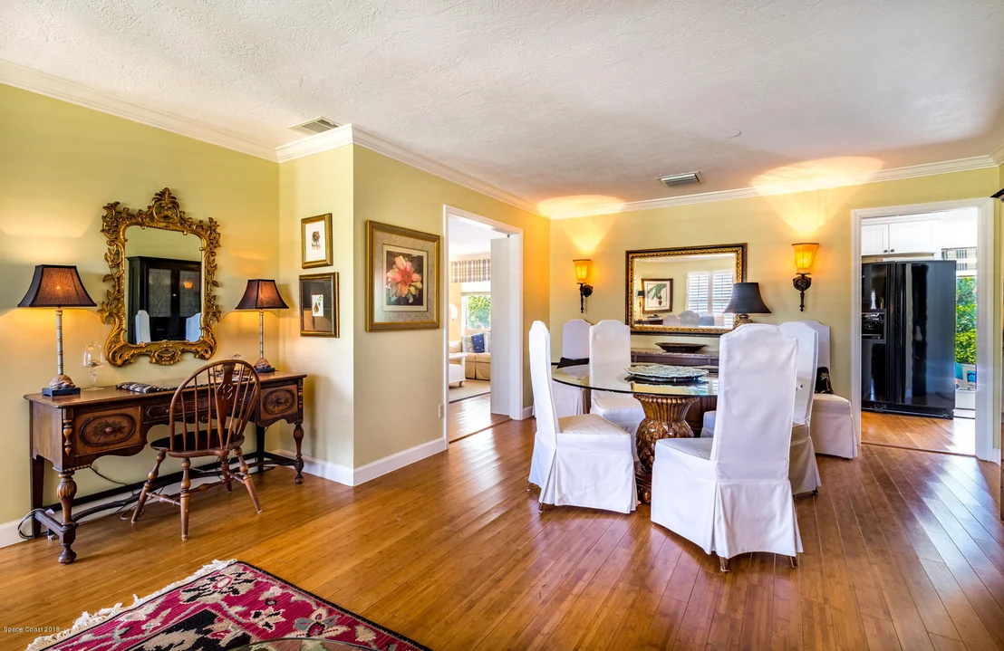 Photo of 209 Elm Avenue