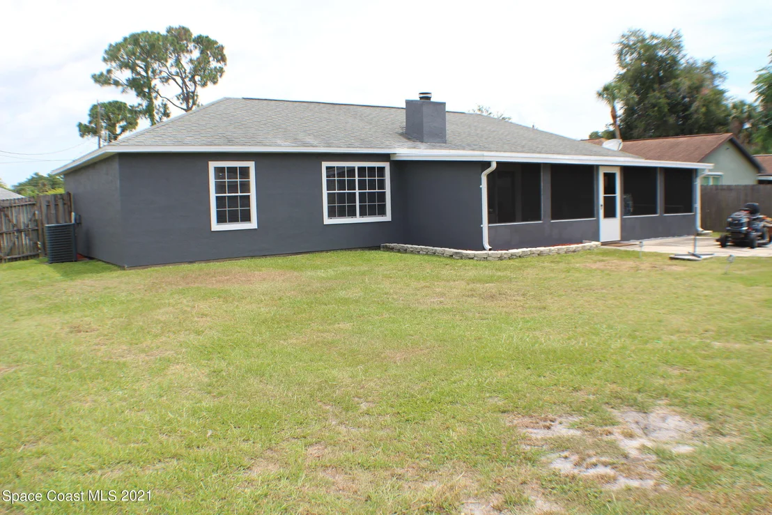 Photo of 5155 Mayflower Street