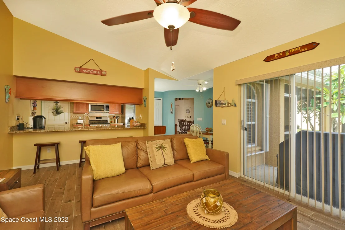 Photo of 1005 Pelican Lane