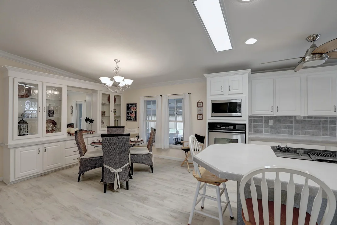 Photo of 921 Hemlock Street