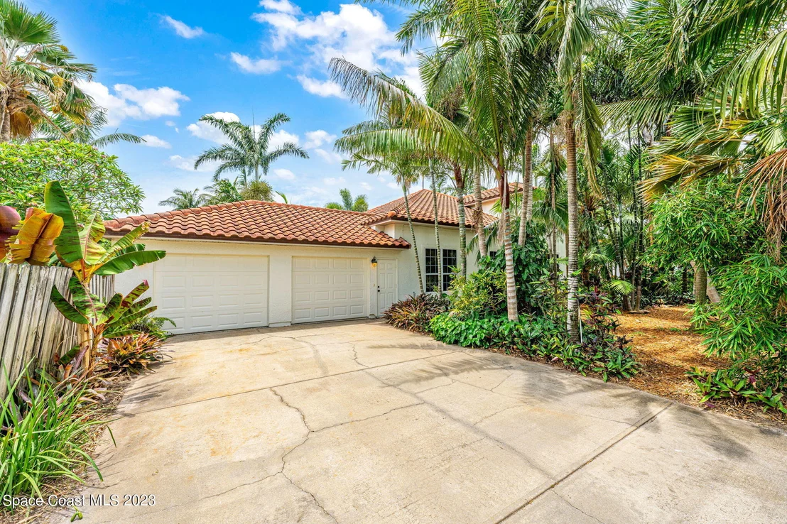 Photo of 301 Miami Avenue